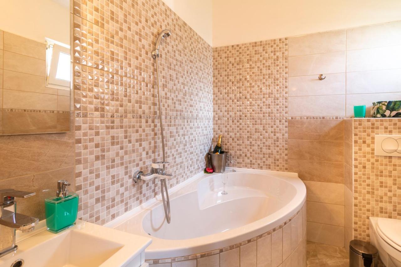 Apartman Gabrijela Split Exteriör bild
